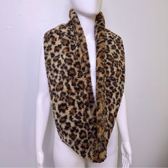 ɴᴡᴏᴛ ᴄᴀʟᴠɪɴ ᴋʟᴇɪɴ ᴘʟᴜꜱʜ ʟᴇᴏᴘᴀʀᴅ ɪɴꜰɪɴɪᴛʏ ᴄᴏᴡʟ ꜱᴄᴀʀꜰ - Picture 15 of 17